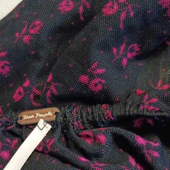 Free People Sweetie Pie Black Floral Mesh Blouse M - Picture 6 of 8